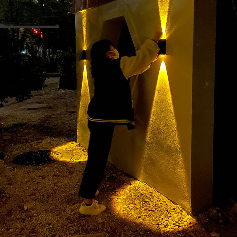Simple Double Head Solar Wall Light