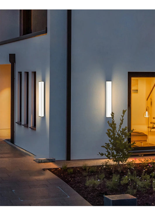 Stainless Steel LED Outdoor Wall Lamp – IP65 Waterproof Sconce