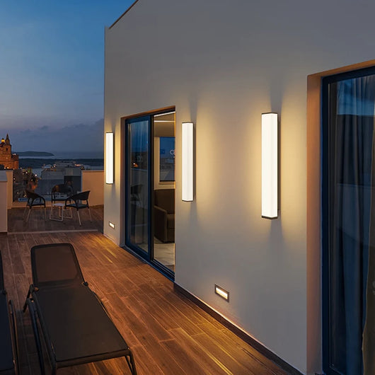 Stainless Steel LED Outdoor Wall Lamp – IP65 Waterproof Sconce